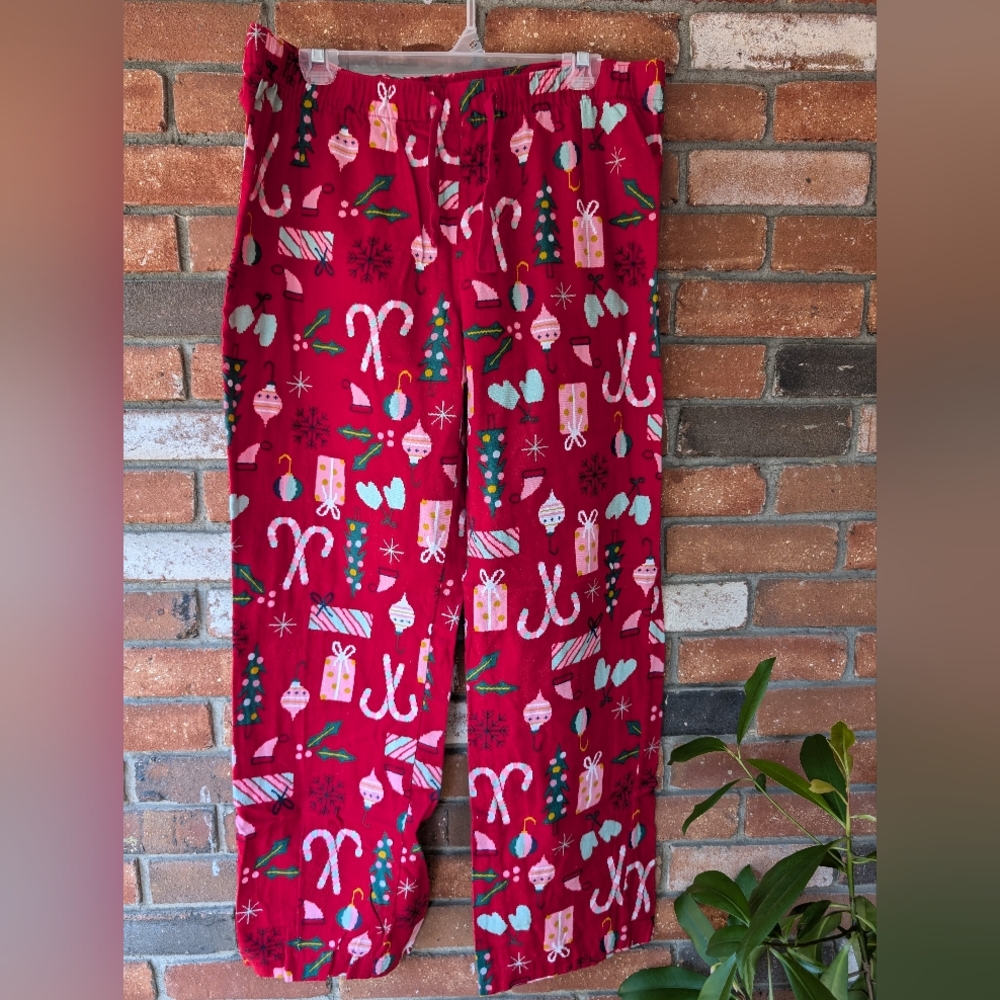 2 Pairs of  Pajama bottoms Size Large